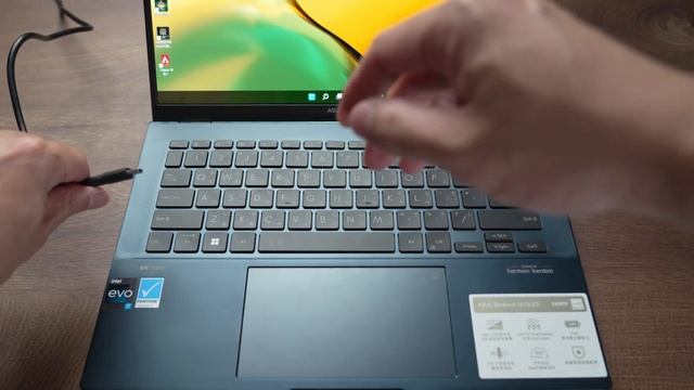 Windows筆電界的Macbook Air - ASUS Zenbook 14 OLED 使用心得 смотреть онлайн