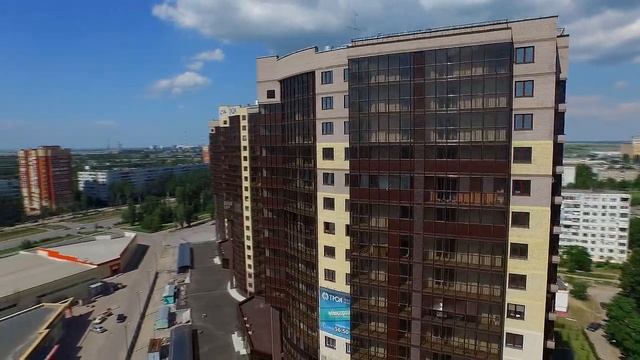 Аэросъемка, г. Волжский: аквапарк "XXI век" и новый город смотреть онлайн