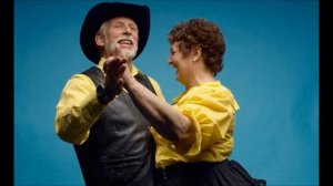 ЗОЛОТАЯ СВАДЬБА  Слова и мелодия В Мовельян