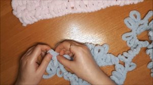 Как вязать из ниток Alize Puffy. Чередование лицевых и изнаночных петель