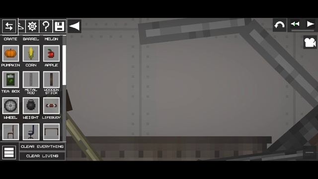 Как собрать мотоцикл в Melon playground ??
