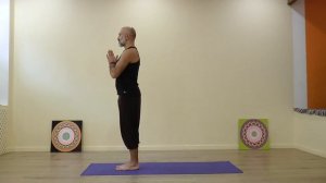 Чандра Намаскар Базовая вариация