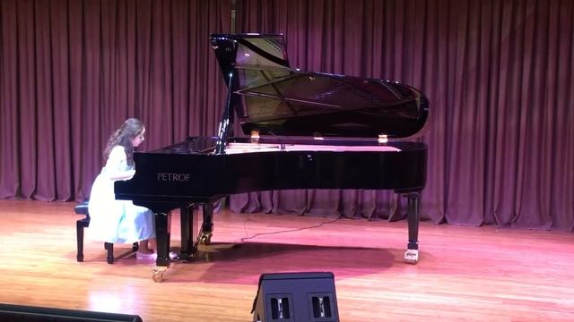 Фирангиз Ахмедова, 9 лет, Ф.Шопен «Вальс» amoll смотреть онлайн