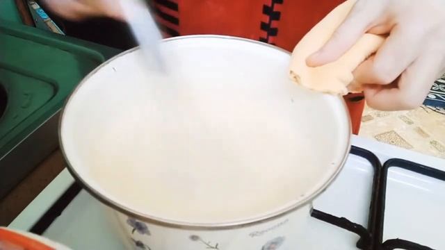 Медовый торт с заварным кремом. Балды торт қайнатпалы креммен. Оригинал рецепт смотреть онлайн