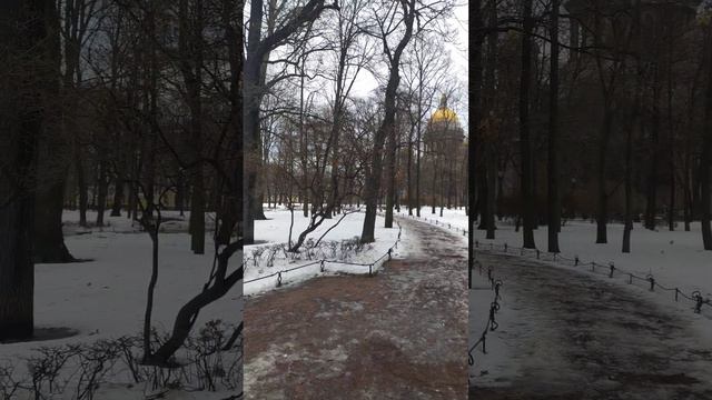 walking city St.Petersburg, Isaac,s Cathedral