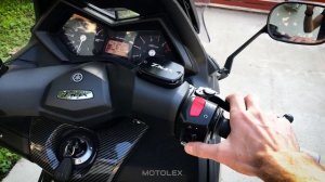 ? Yamaha T-MAX 530 sportrobogó