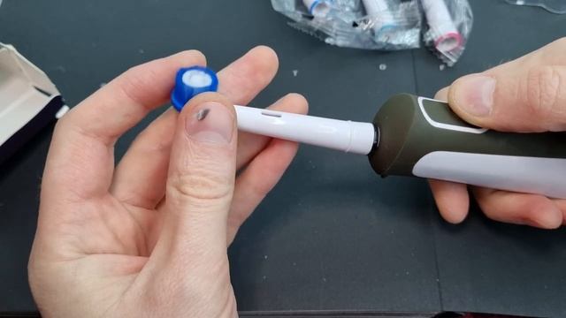 Зубная щетка Azdent электрическая с алиэкспресс. смотреть онлайн