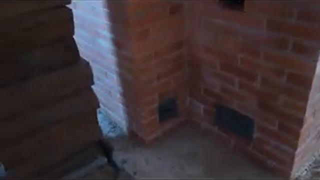 Крупногабаритная отопительная печь в деревянном срубе. смотреть онлайн