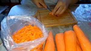 1 октября. Как сохранить? морковь без подвала и погреба до следующего урожая! Управилась с морковко