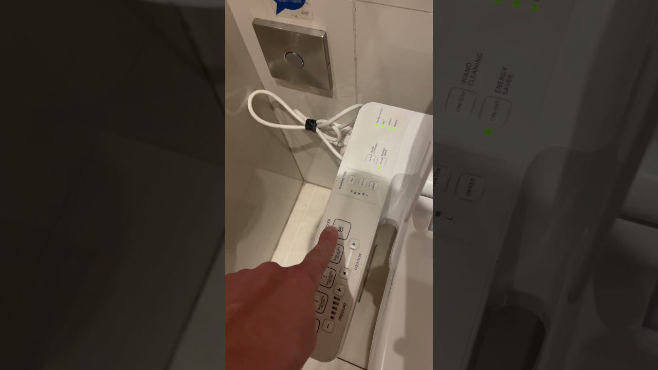 Японский стульчак TOTO с подмыванием смотреть онлайн