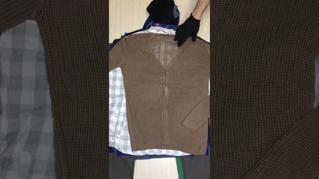 Одежда оптом. Мужская одежда SOLID. Цена 29,98 евро/кг. Вес 15,9   кг.