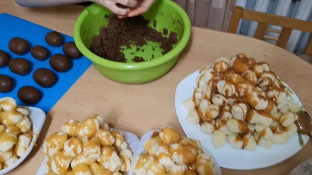 Влог. Сладости для ярмарки. Готовлю ужин.