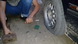 Как я прессанул Ниппель, Сосок, Вентиль в диск не снимая колесо
