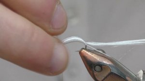 ВЯЖЕМ СИЛУЭТНУЮ ИМИТАЦИЮ ЛИЧИНКИ КОРОЕДА