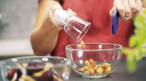 643632 Отделитель косточек для слив HANDY