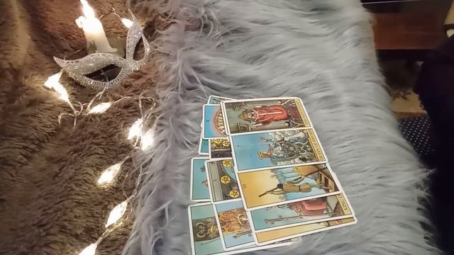 Таро от Миссис Икс. О чем он не говорит смотреть онлайн