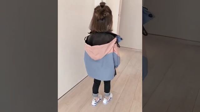 Детская ветровка для девочек весна 2020 с капюшоном в стиле пэчворк водонепроницаемые детские куртк смотреть онлайн