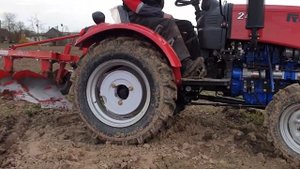 Пахота плугами wirax rossel RT 244D