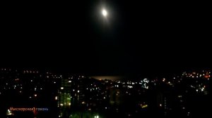 Таймлапс полная луна на прогулке над Ялтой Крым отдых на море 🍎