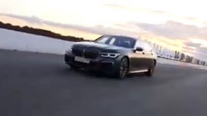 Audi S8 vs Mersedes S63 vs BMW 760i