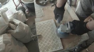 Если уголок-"трим" меньше толщины плитки