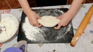 Хачапури по домашнему или простой рецепт домашних хачапури  с творогом
