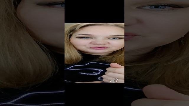 отношения по расчету, отсутствие денег, любви, счастья. страх быть собой