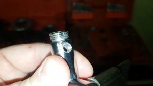 1) Клупп ручной Rothenberger 2) Набор метчиков и плашек Мастак