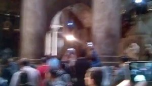 Первая драка в храме гроба Господня.Пасха 2016