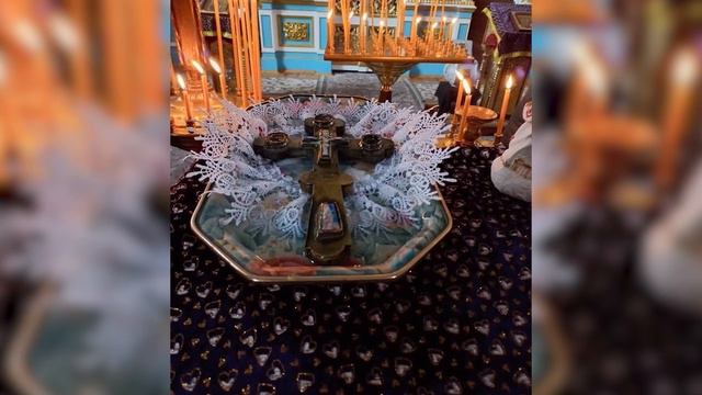 У храмі на Волині замироточили ікони смотреть онлайн