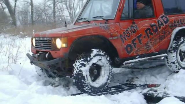 Mitsubishi Pajero rzeźnia Lublinek смотреть онлайн