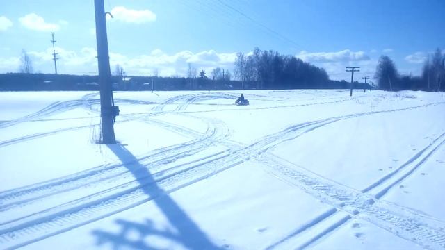 На снегоходе рыбинка. 4 смотреть онлайн