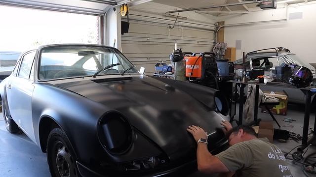 I Made a HUGE Mistake While Backdating This 1976 Porsche 912E | Subaru EZ30 Engine Swap Part 3 смотреть онлайн