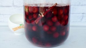 Вишневая настойка с корицей и гвоздикой