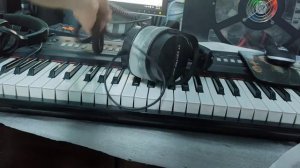 Beyerdynamic DT990 Pro 250 ohm - the best headphone ever - open back headphone - unboxing