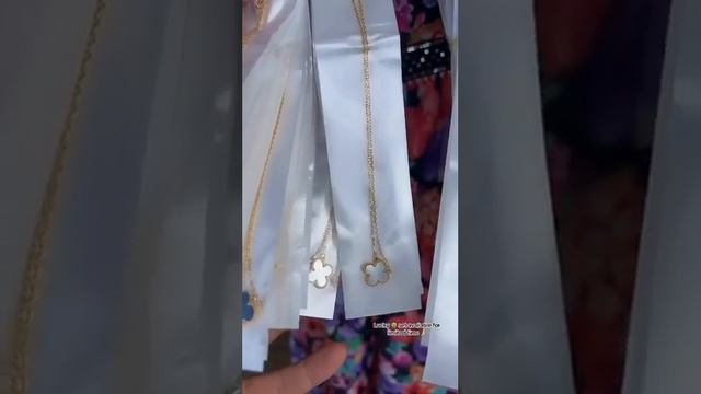 Набір прикрас (ланцюжок, браслет та сержки) Verdian смотреть онлайн