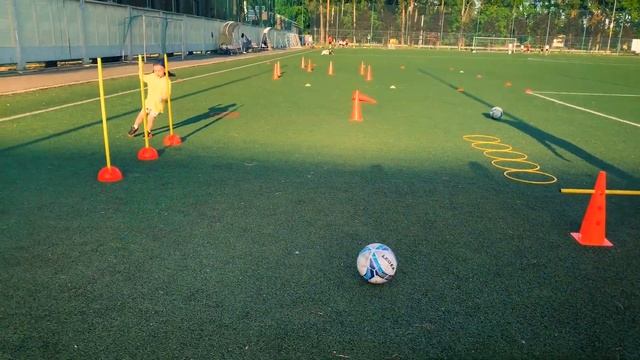 Футбольная Тренировка Эмиля | Дети 4-5 Лет | Футбольная Академия Алиева смотреть онлайн