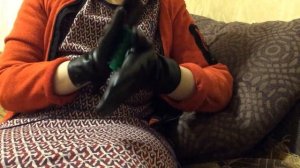 ASMR leather gloves sound, массаж ладоней в кожаных перчатках)