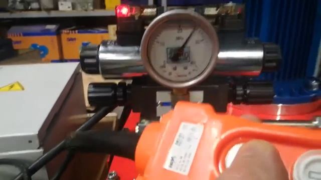 Гидростанция для привода цилиндра. Зачем маслостанции пульт управления? смотреть онлайн