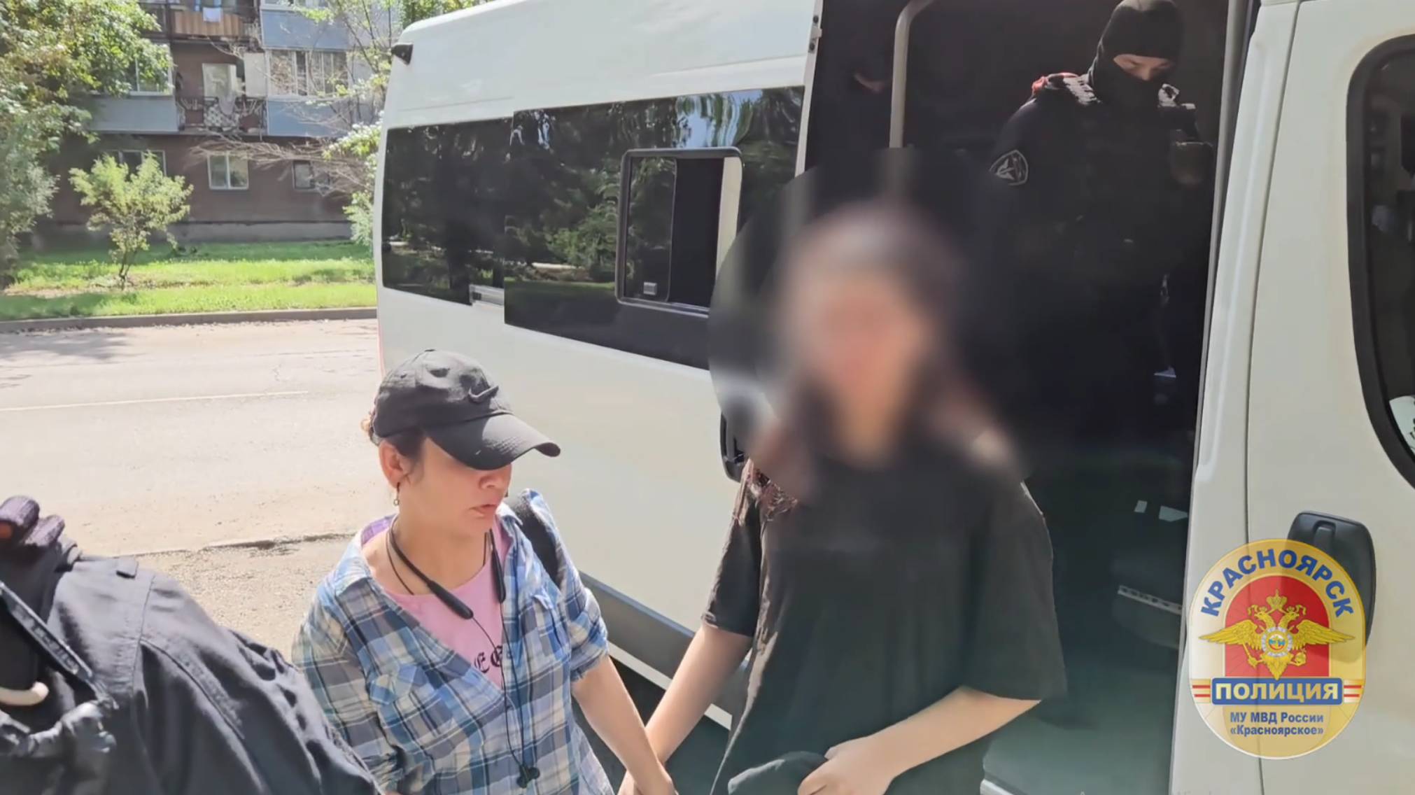 В Красноярске по результатам рейда двое мигрантов-нарушителей будут депортированы за пределы России