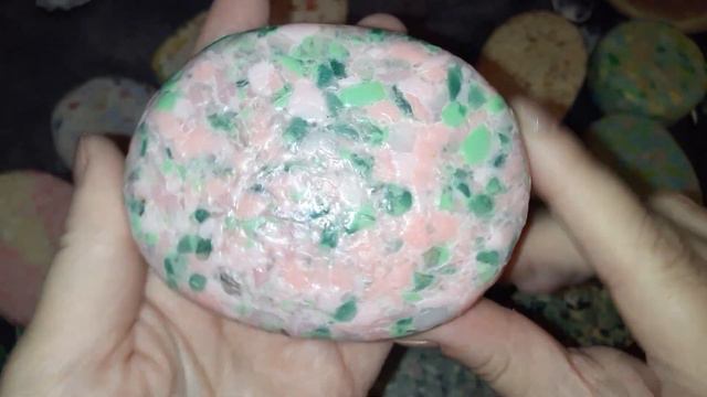 Быстрый обзор новых залипушек/ мыло из мыльной стружки/ мыло для АСМР смотреть онлайн