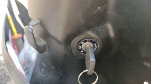 установка нового замка зажигания на honda dio 27 / покупка новых грипс /#hondadio #видео