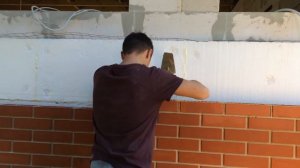 Лицевая кирпичная кладка гаража