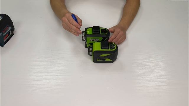 Какой лазерный уровень выбрать? Fukuda MW-93T-2-3GX, Huepar HP-603CG или Bosch GLL 3-80 CG смотреть онлайн