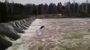Гибель подмосковного каякера на реке в Тверской области сняли на видео?