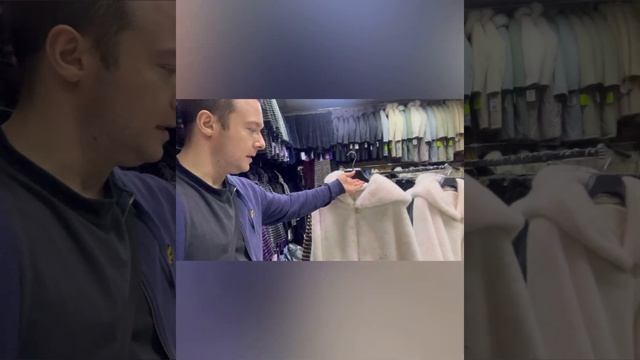 661 СКЛАД ШУБ. Обзор новинок шуб из кролика, эко шуб, пуховиков в Дубну Меховой на Тверской смотреть онлайн