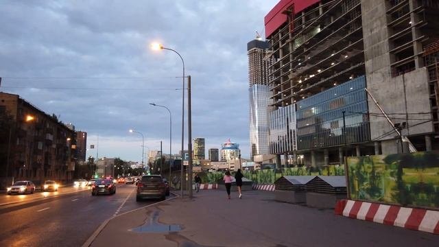 ⁴ᴷ⁶⁰ Walking Moscow: Moscow City Center And Park Krasnogvardeyskiye Prudy