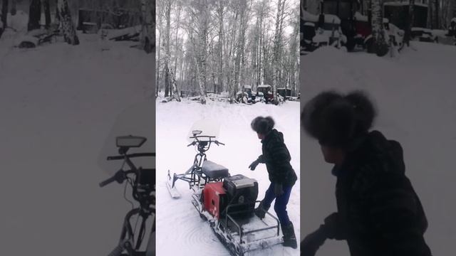 Как завести мотобуксировщик в мороз.? #мото #мотособака #мотобуксировщик смотреть онлайн