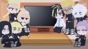 •Tokyo Revengers react to Takemichi// Takemichi as Yuta• 01/02- Spoilers