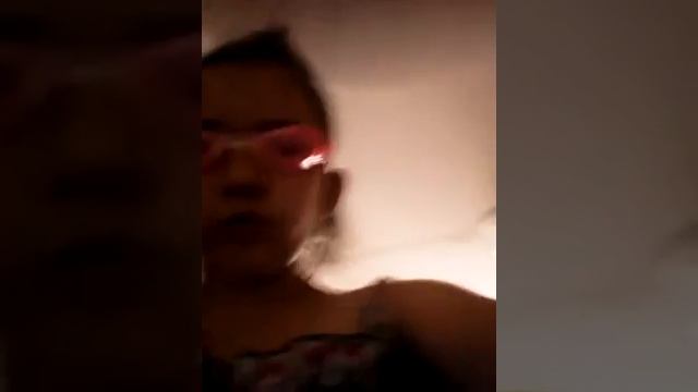 Не снимая водных очков 4 минуты смотреть онлайн